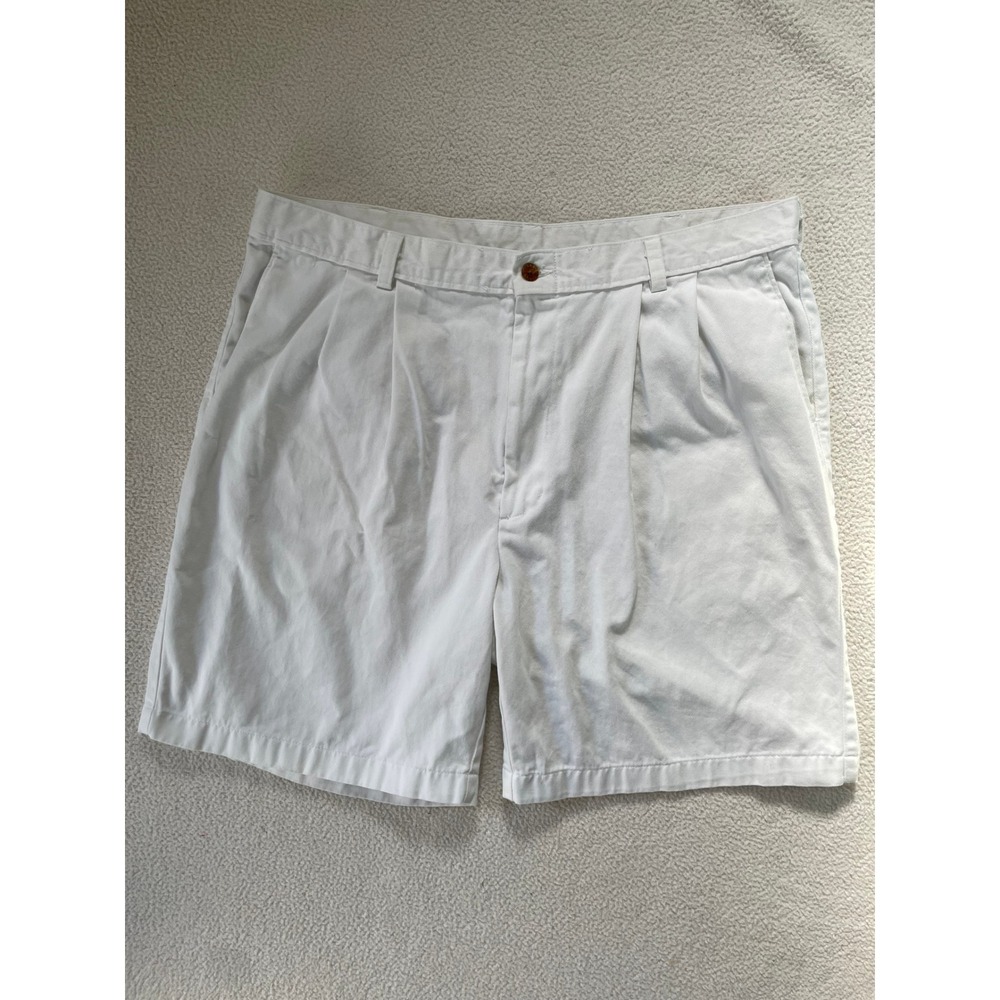 Vintage 90s Farah Mens 38 Shorts White Pleated Cotton Twill Classics Chino Prep